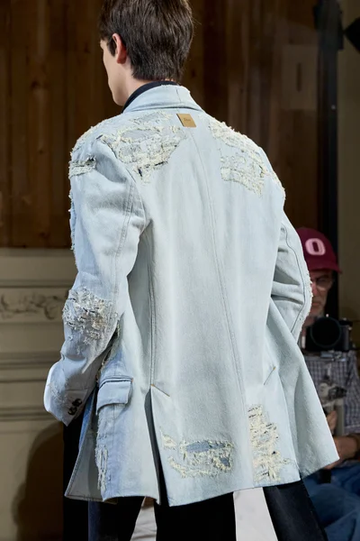 Look 21